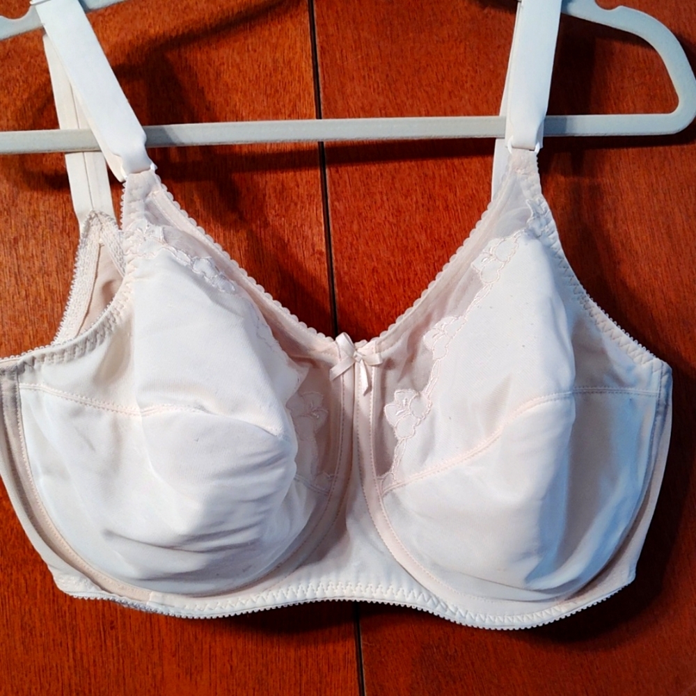 Bali Bra Vintage Underwire 38 DDD